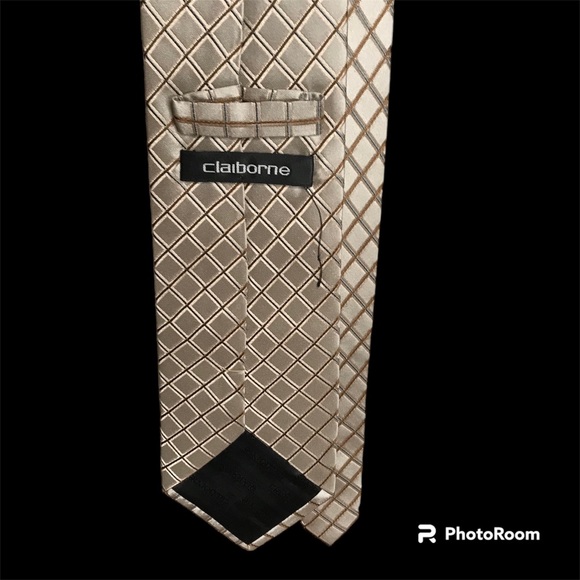 Claiborne neck tie - 100% silk - Picture 2 of 3